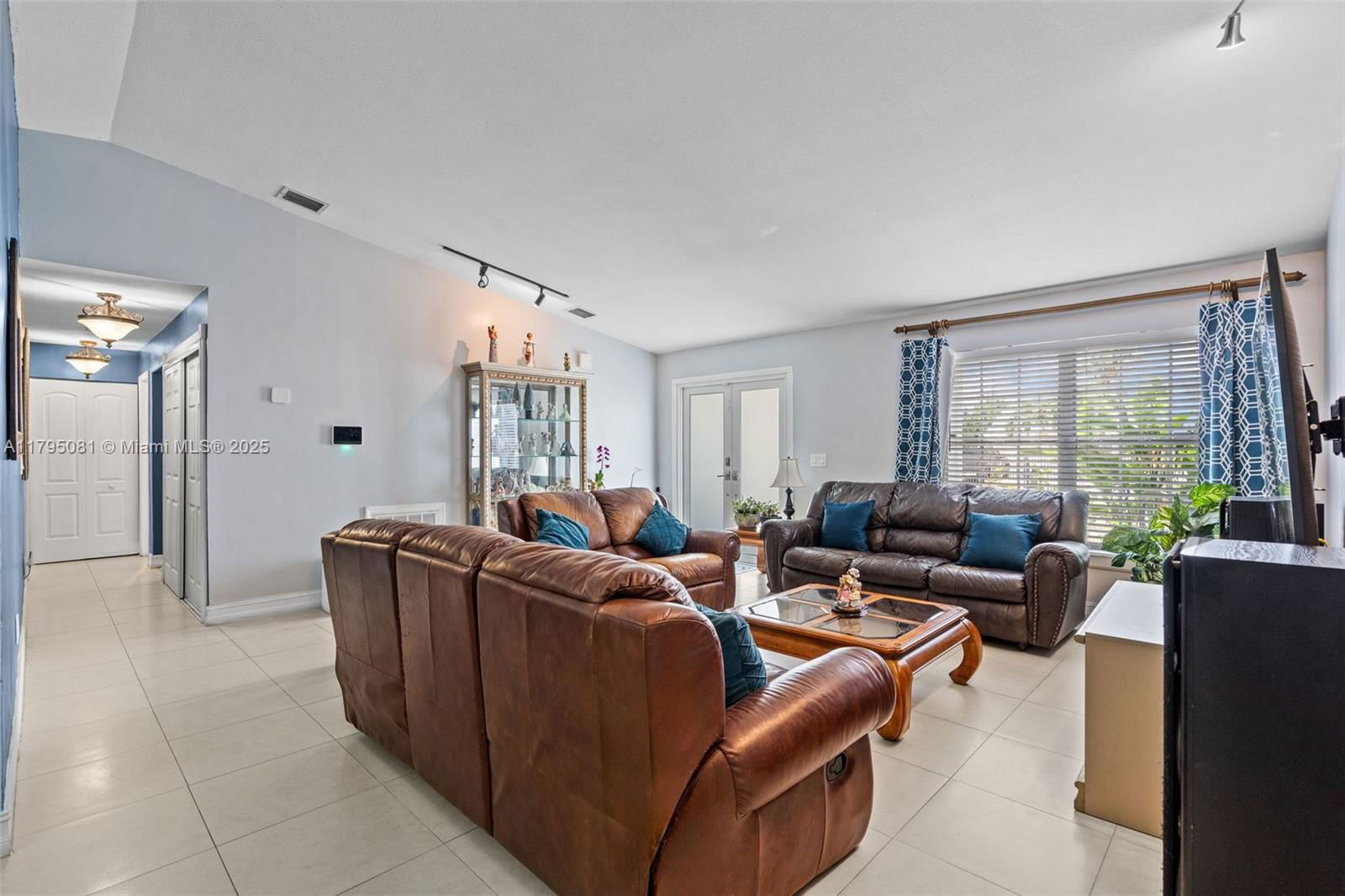 Real estate property located at 13842 285th St, Miami-dade, Hartford Place, Homestead, FL