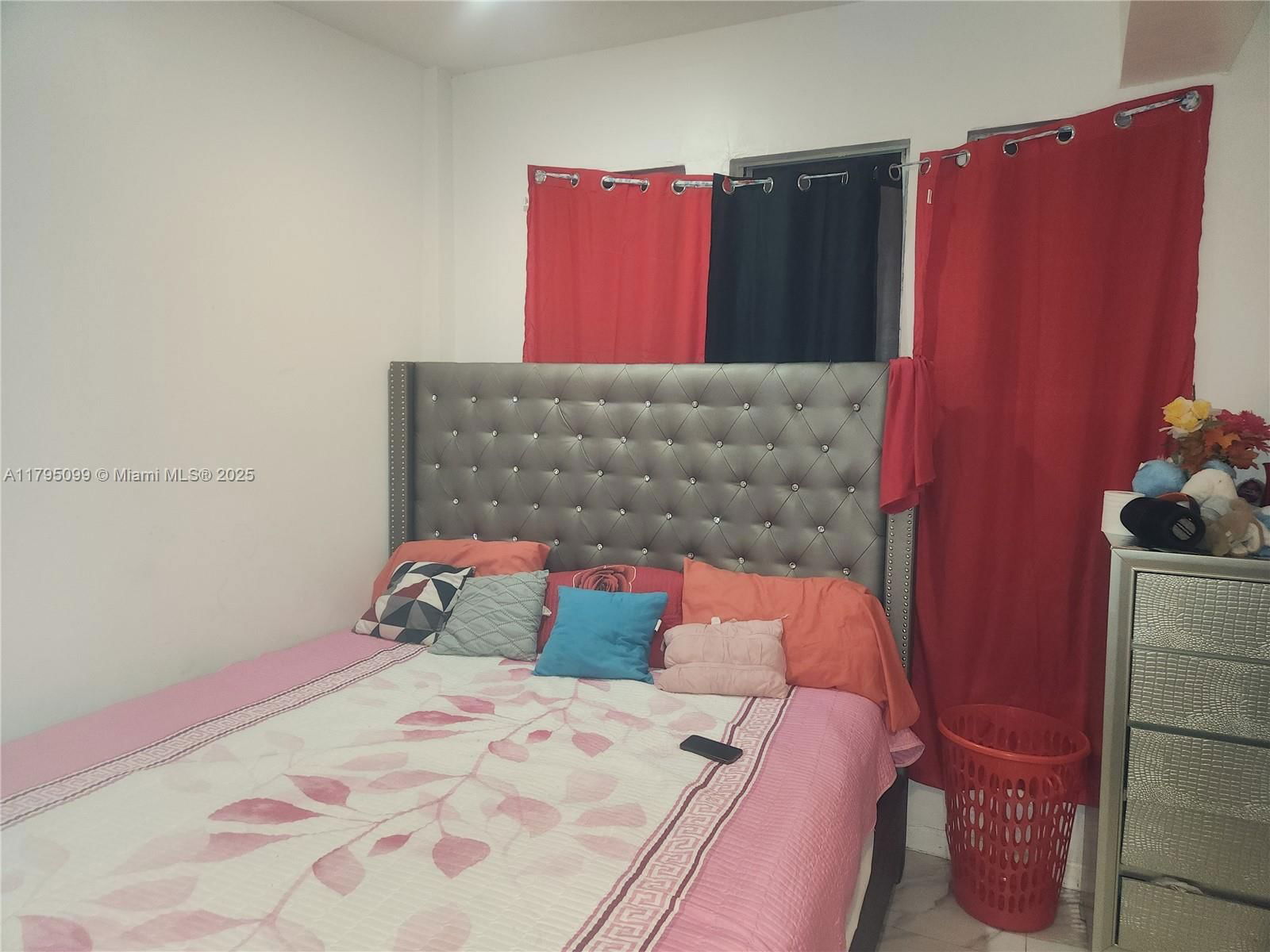 Real estate property located at 9407 4th Ave, Miami-dade, Pinewood Park Pl Amd 2nd, Miami, FL