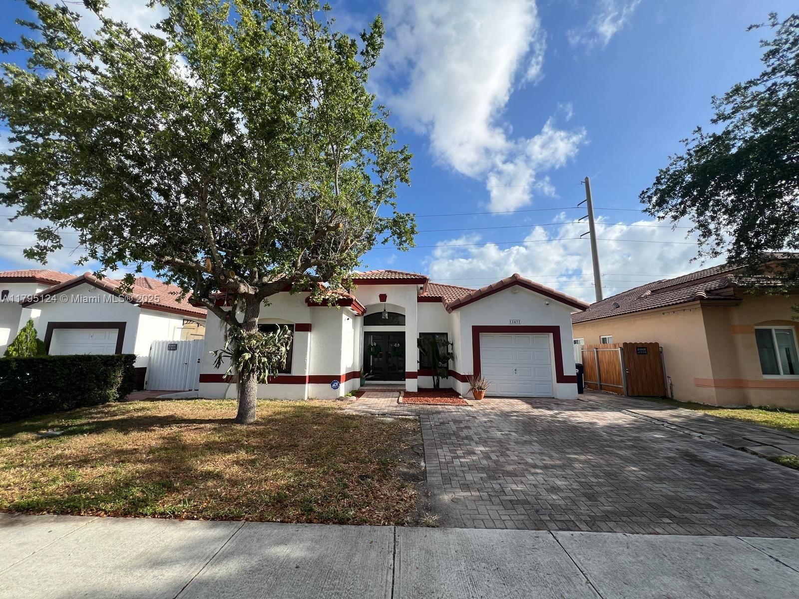 Real estate property located at 13451 280th Ter, Miami-dade, Chateau Royal Estates, Homestead, FL
