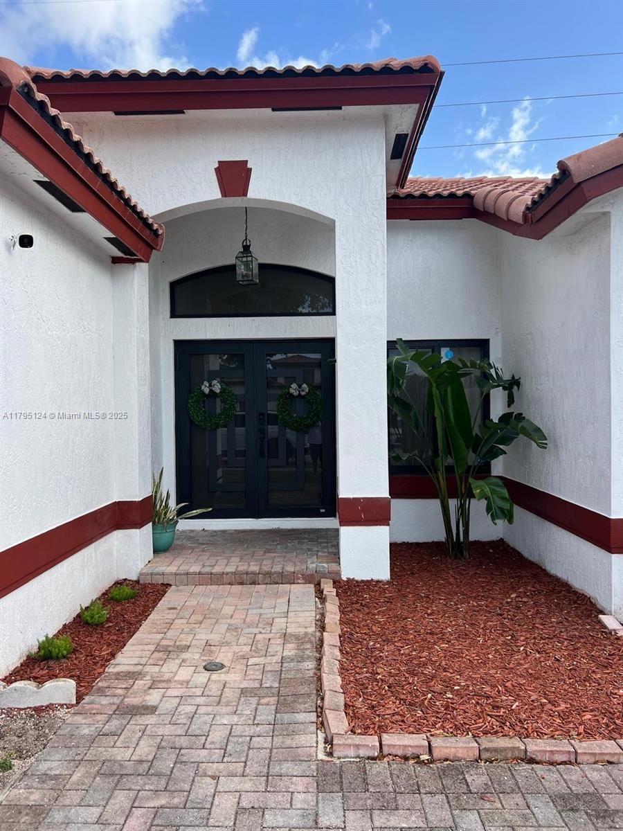 Real estate property located at 13451 280th Ter, Miami-dade, Chateau Royal Estates, Homestead, FL
