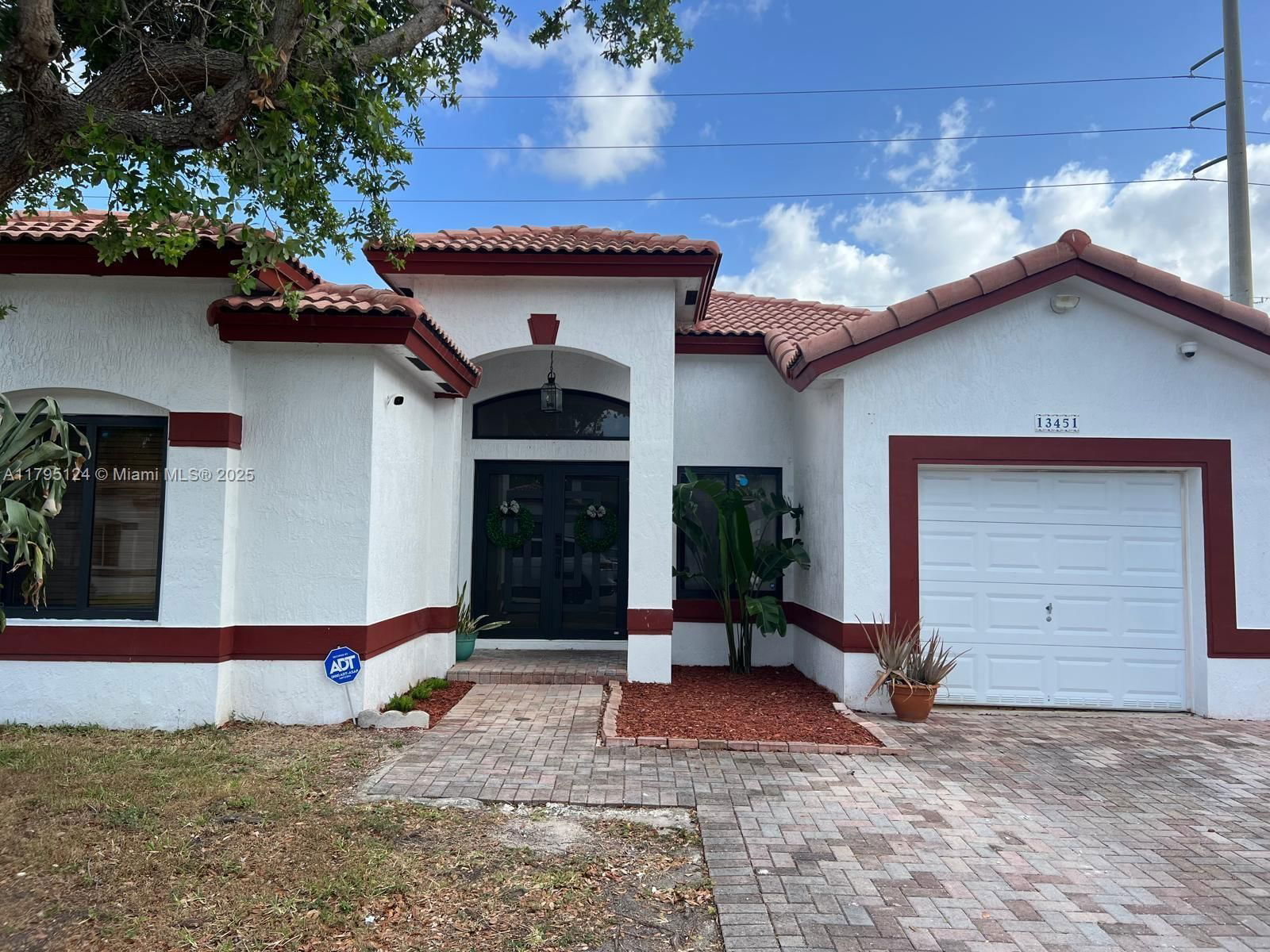Real estate property located at 13451 280th Ter, Miami-dade, Chateau Royal Estates, Homestead, FL