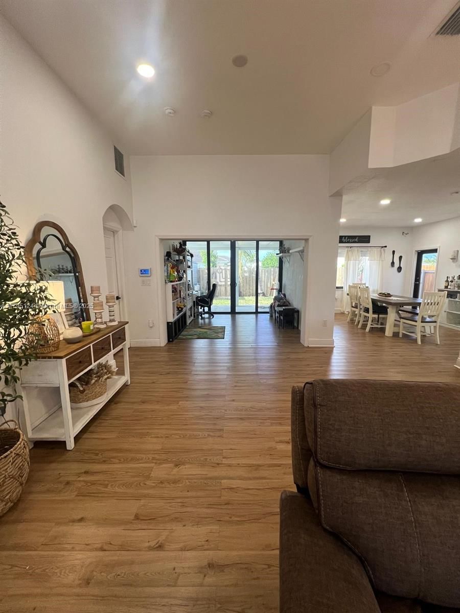 Real estate property located at 13451 280th Ter, Miami-dade, Chateau Royal Estates, Homestead, FL