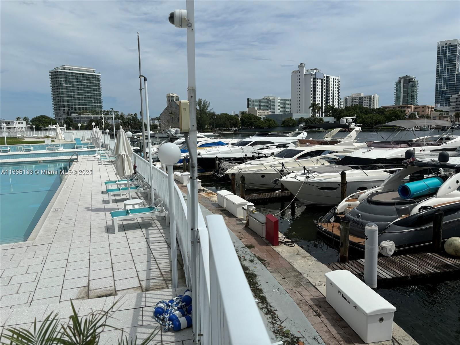 Real estate property located at 900 Bay Dr #913, Miami-dade, King Cole Condo, Miami Beach, FL