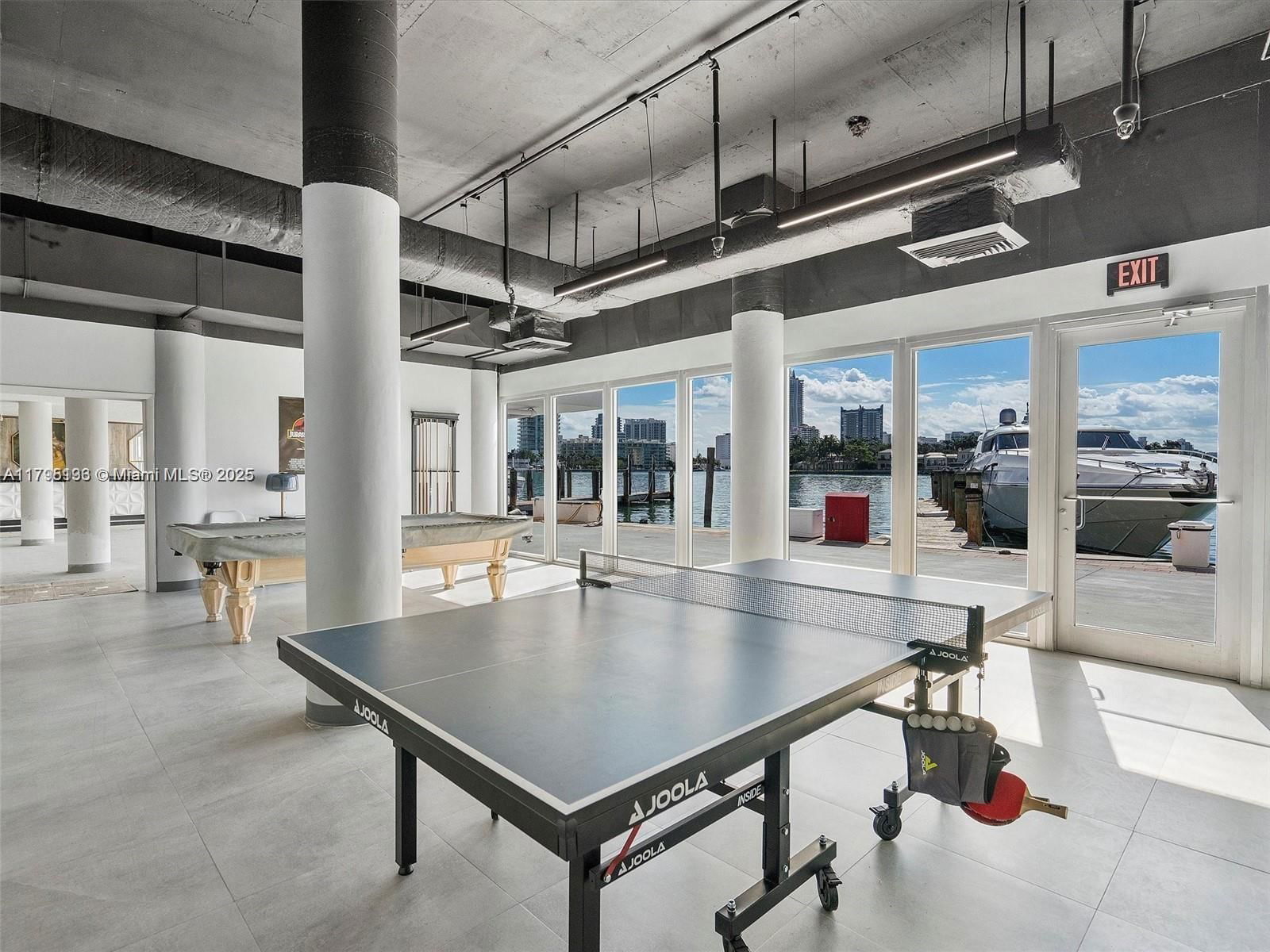 Real estate property located at 900 Bay Dr #913, Miami-dade, King Cole Condo, Miami Beach, FL