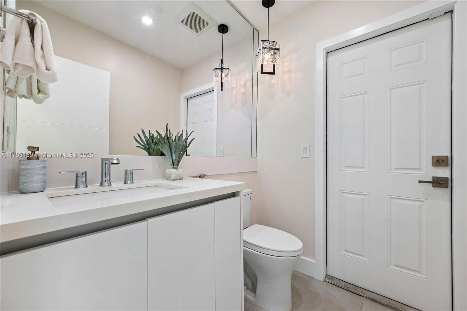 Real estate property located at 14740 83rd Pl, Miami-dade, Mangowood Pt 2, Palmetto Bay, FL