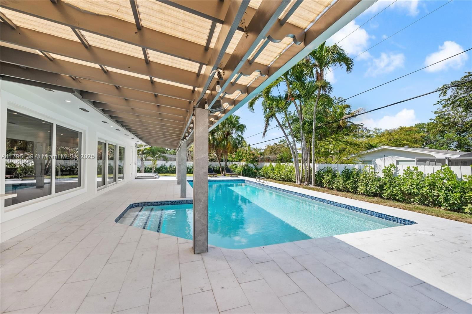 Real estate property located at 14740 83rd Pl, Miami-dade, Mangowood Pt 2, Palmetto Bay, FL
