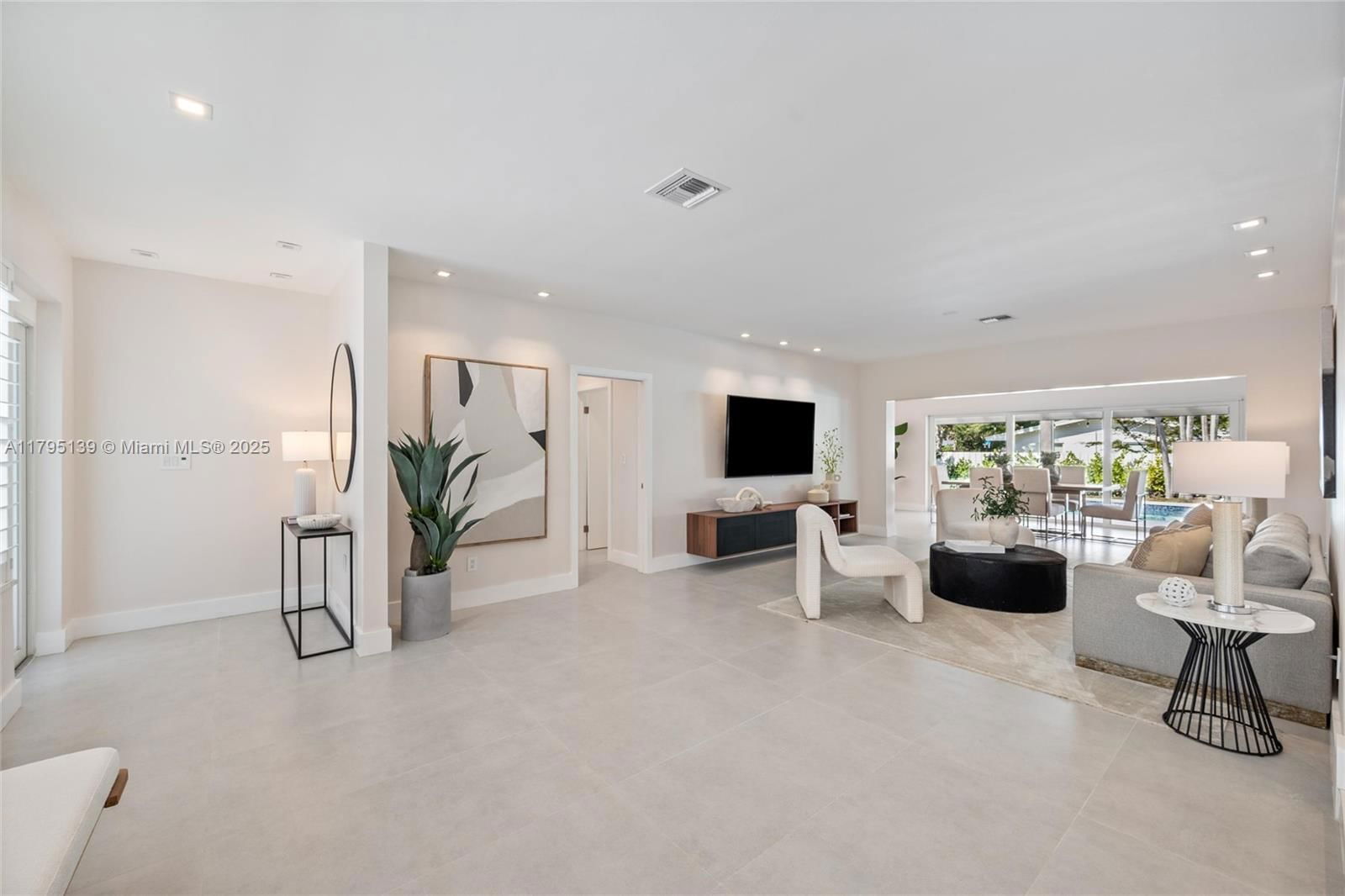 Real estate property located at 14740 83rd Pl, Miami-dade, Mangowood Pt 2, Palmetto Bay, FL