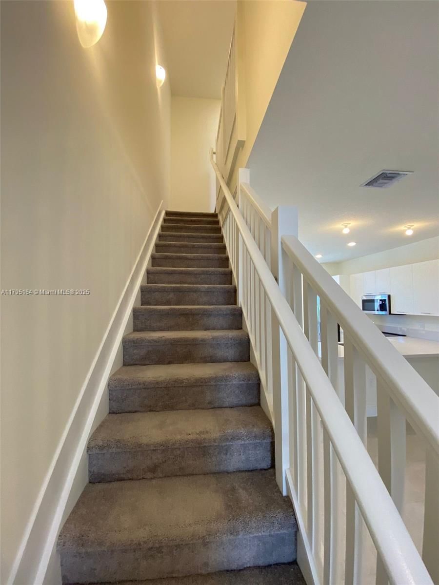 Real estate property located at 10250 66th ST #103, Miami-dade, Landmark At Doral Condo No, Doral, FL
