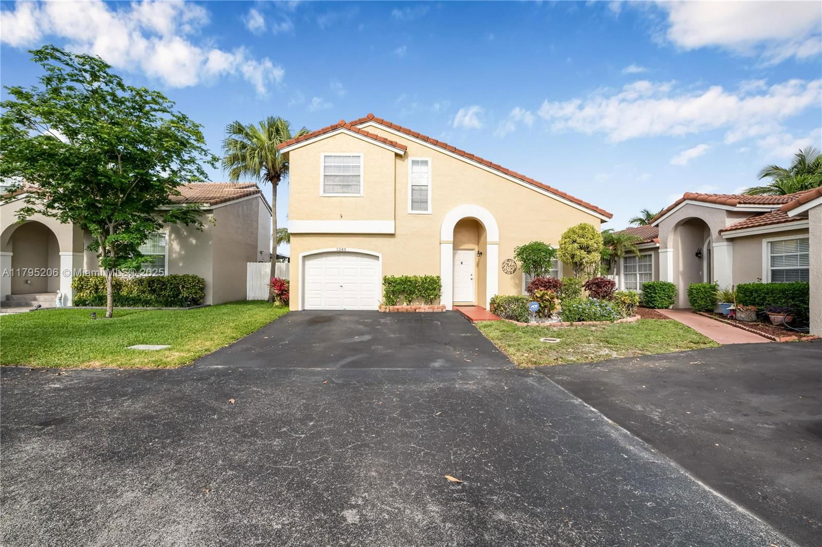 Real estate property located at 1249 126th Ter, Broward, Savannah Plat 3, Sunrise, FL