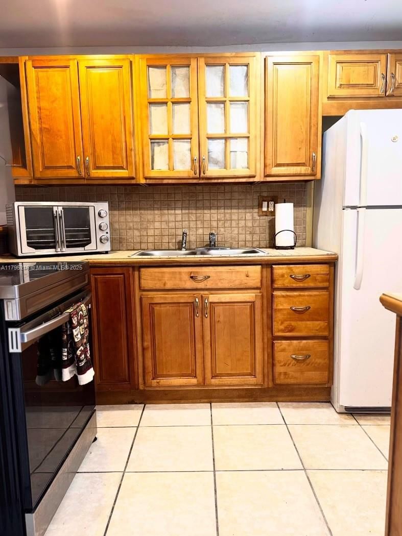 Real estate property located at 20520 15th Ave #122, Miami-dade, Enclave At The Park Condo, Miami Gardens, FL