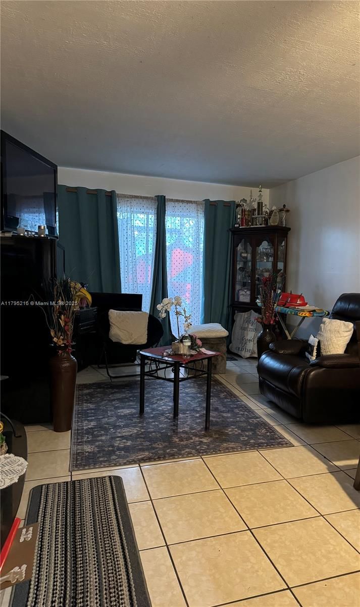 Real estate property located at 20520 15th Ave #122, Miami-dade, Enclave At The Park Condo, Miami Gardens, FL