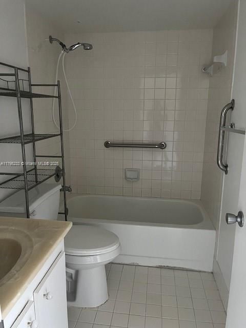 Real estate property located at 13250 7th Ct #402L, Broward, Kingsley At Century Villa, Pembroke Pines, FL