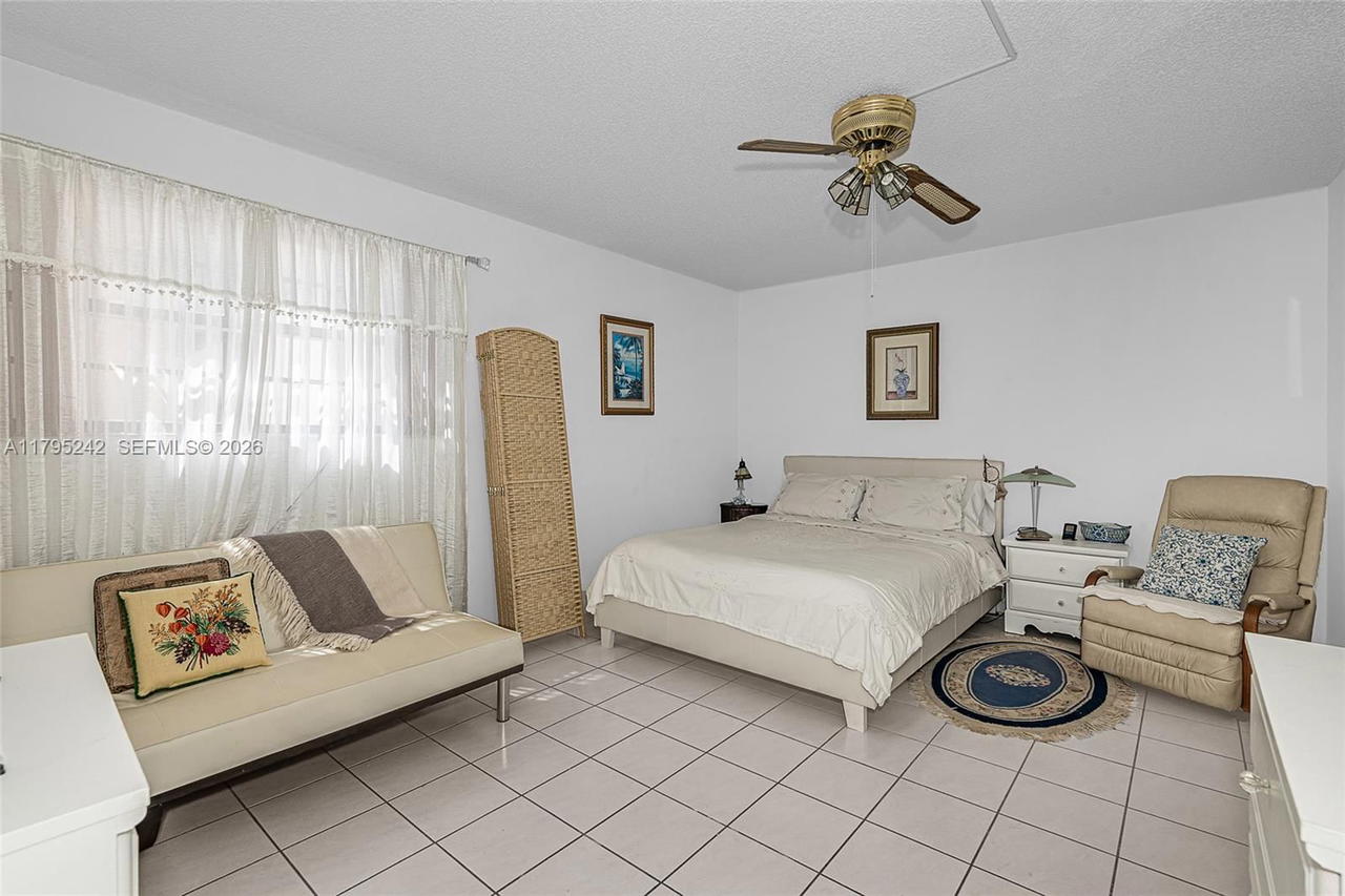 Real estate property located at 6880 Abbott Ave #212, Miami-dade, Peter Alan Condo Apts, Miami Beach, FL