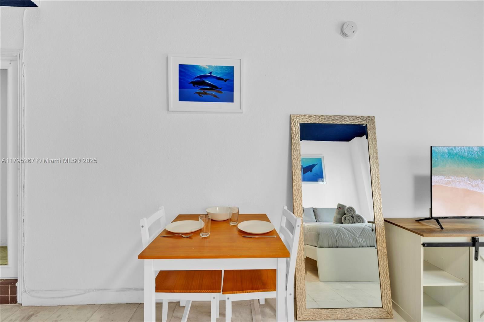 Real estate property located at 255 24th St #302, Miami-dade, The Mantell Condo, Miami Beach, FL