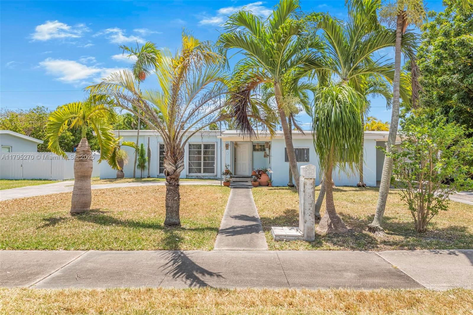 Real estate property located at 9240 Nautilus Dr, Miami-dade, Cutler Ridge Sec 4, Cutler Bay, FL