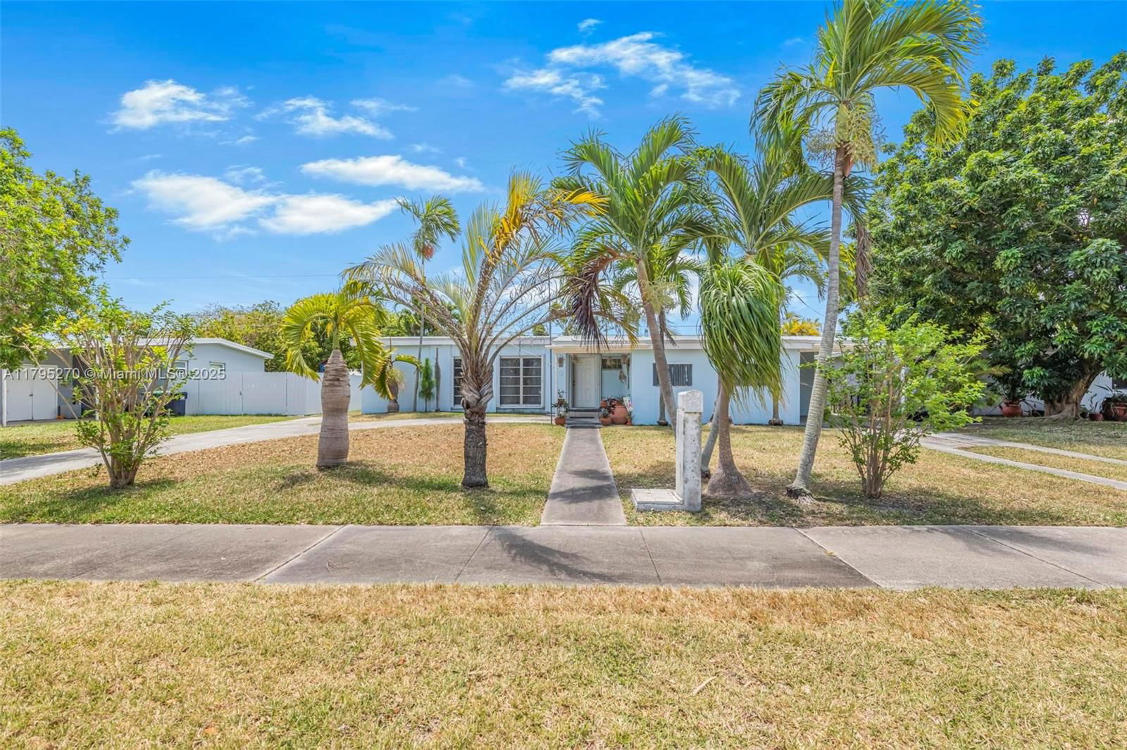Real estate property located at 9240 Nautilus Dr, Miami-dade, Cutler Ridge Sec 4, Cutler Bay, FL