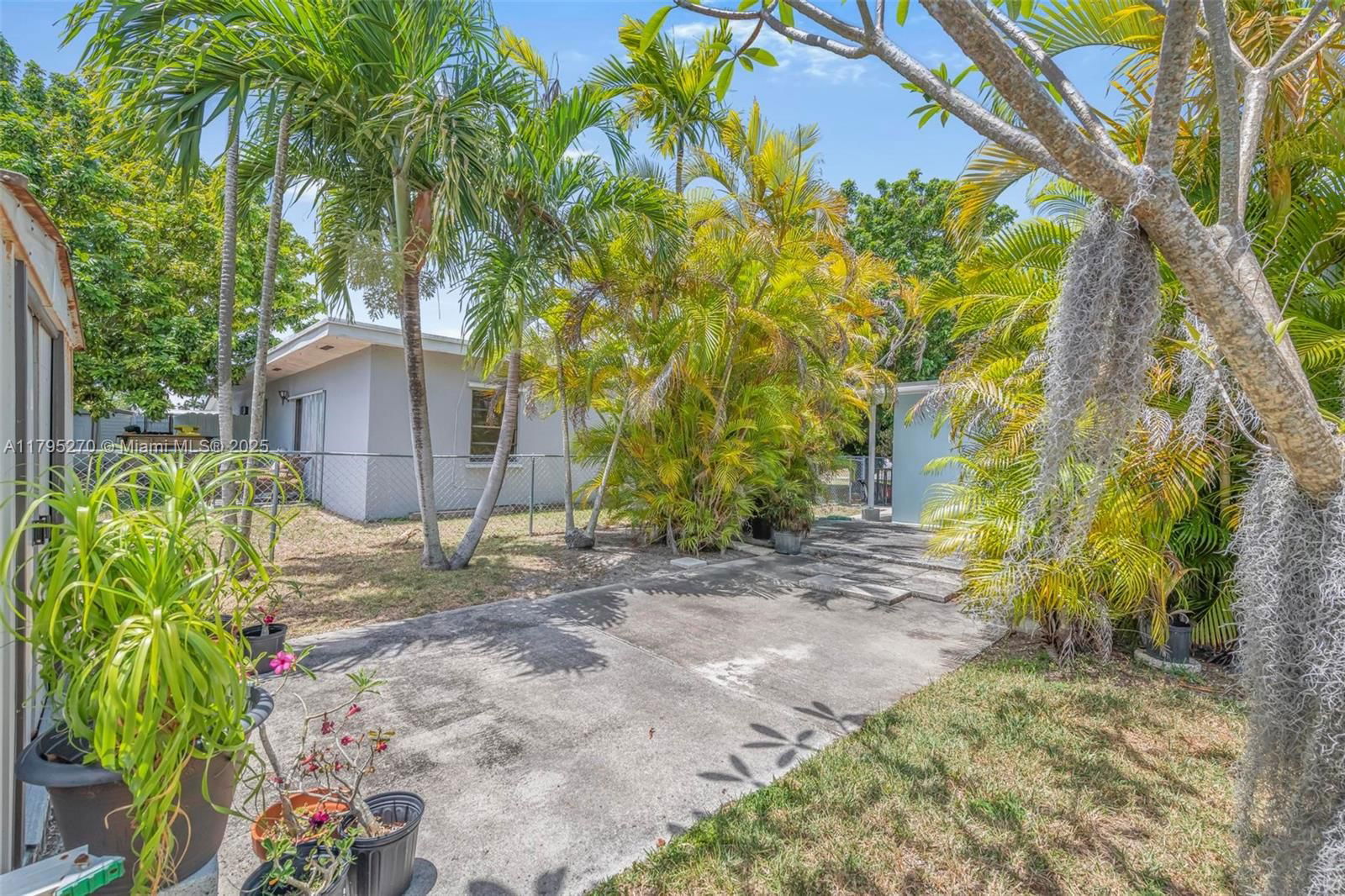 Real estate property located at 9240 Nautilus Dr, Miami-dade, Cutler Ridge Sec 4, Cutler Bay, FL