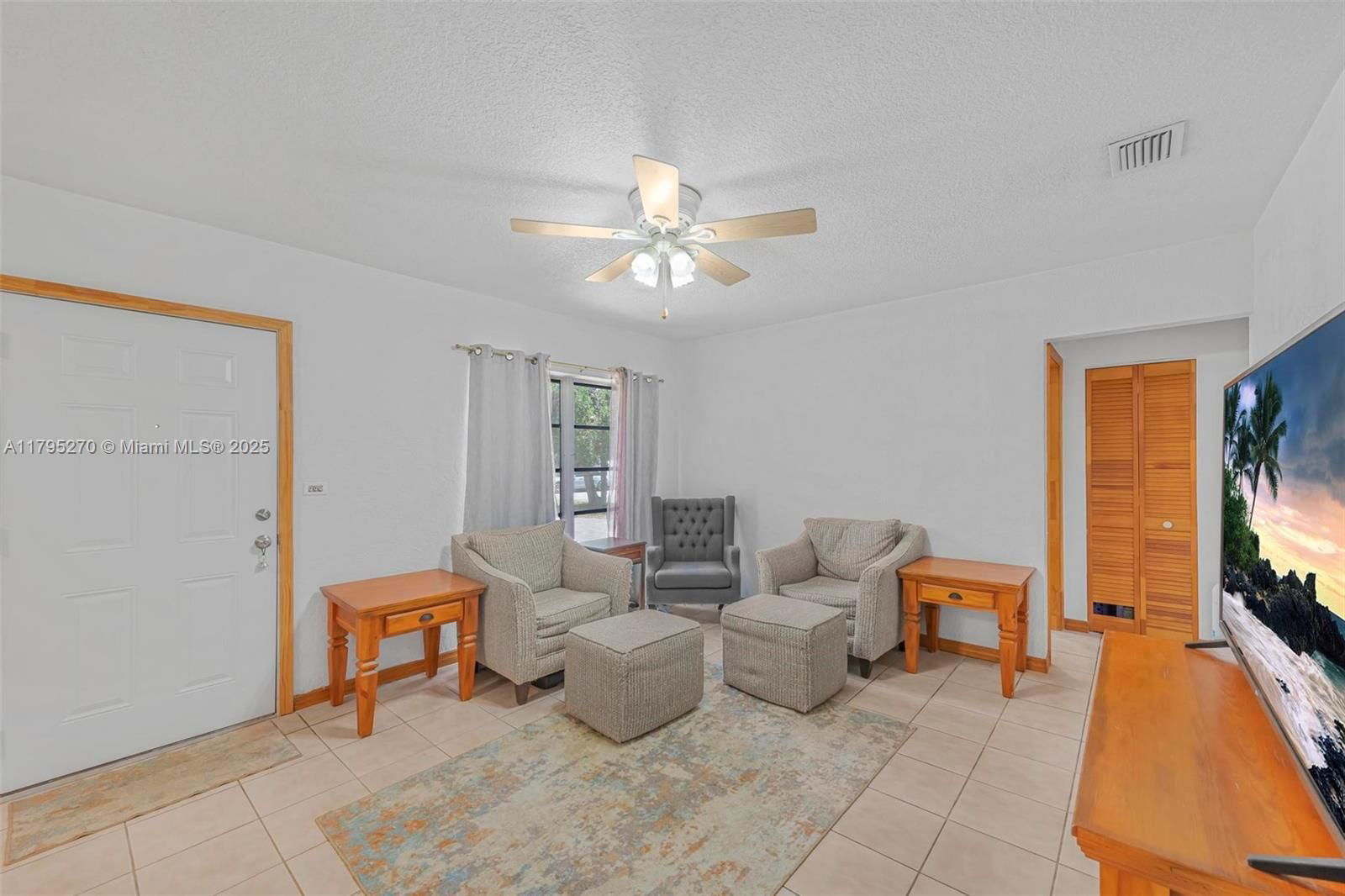 Real estate property located at 9240 Nautilus Dr, Miami-dade, Cutler Ridge Sec 4, Cutler Bay, FL