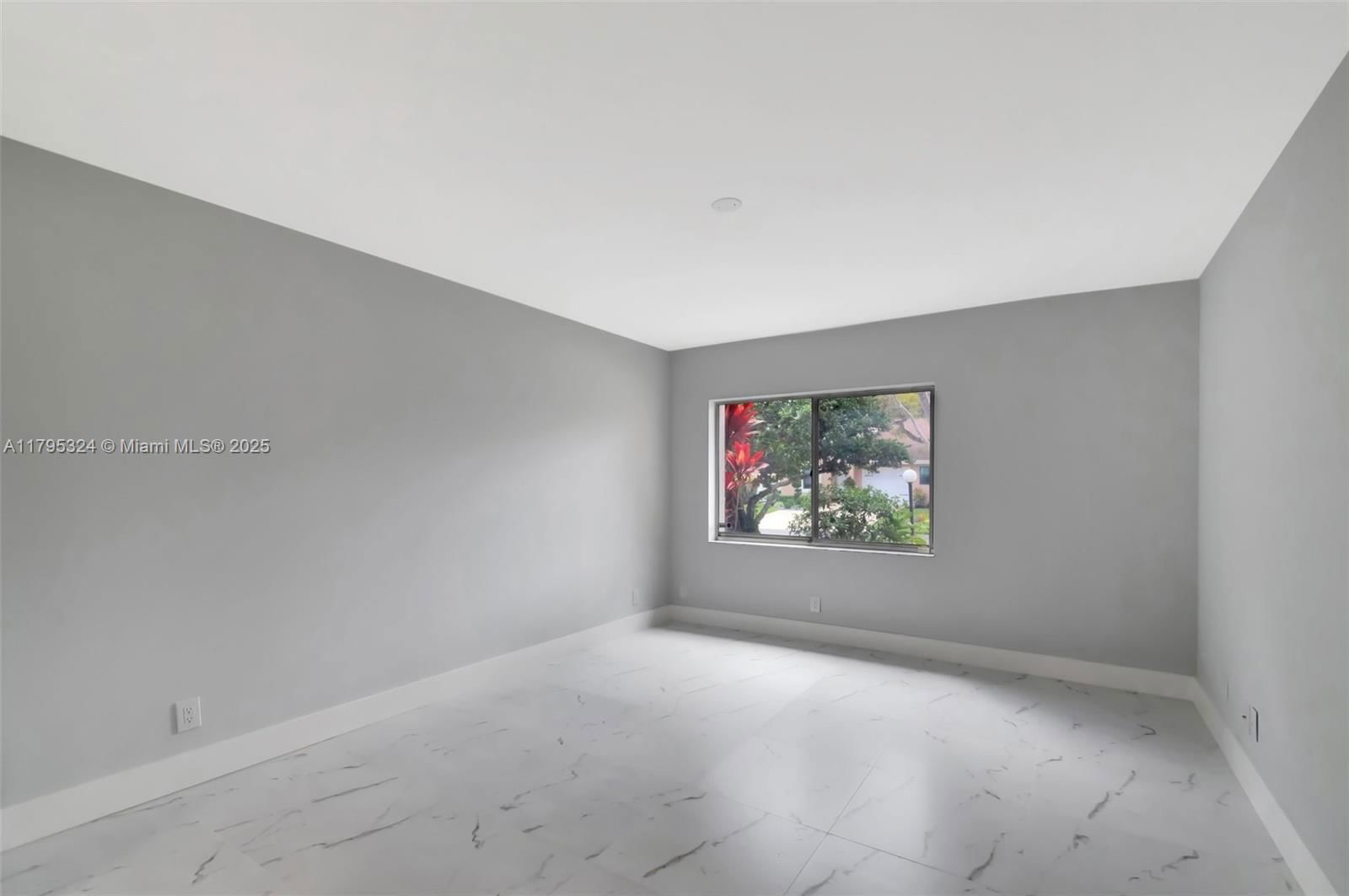 Real estate property located at 8055 Sweetbriar Way, Palm Beach, Whisper Walk, Boca Raton, FL
