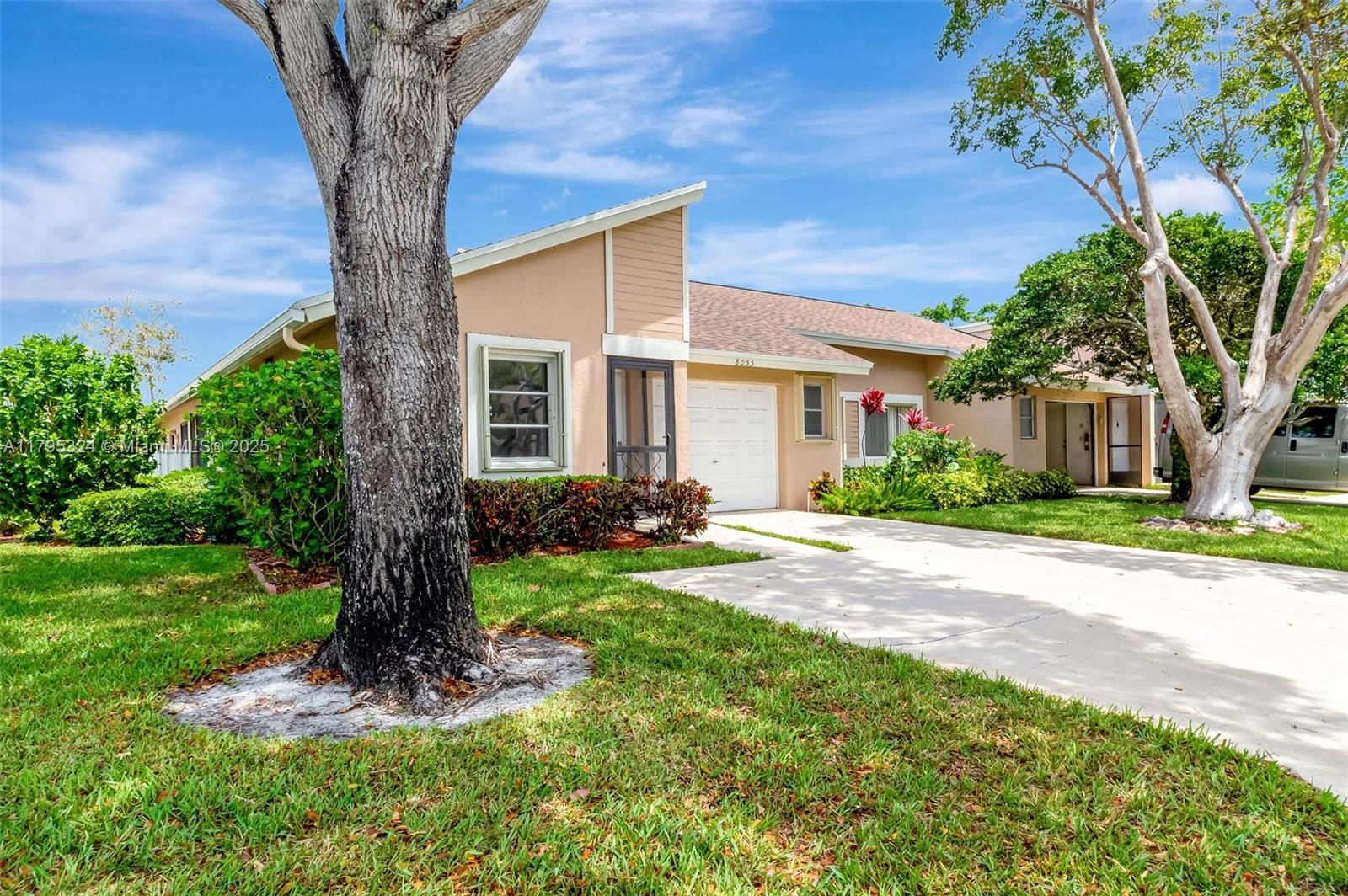 Real estate property located at 8055 Sweetbriar Way, Palm Beach, Whisper Walk, Boca Raton, FL