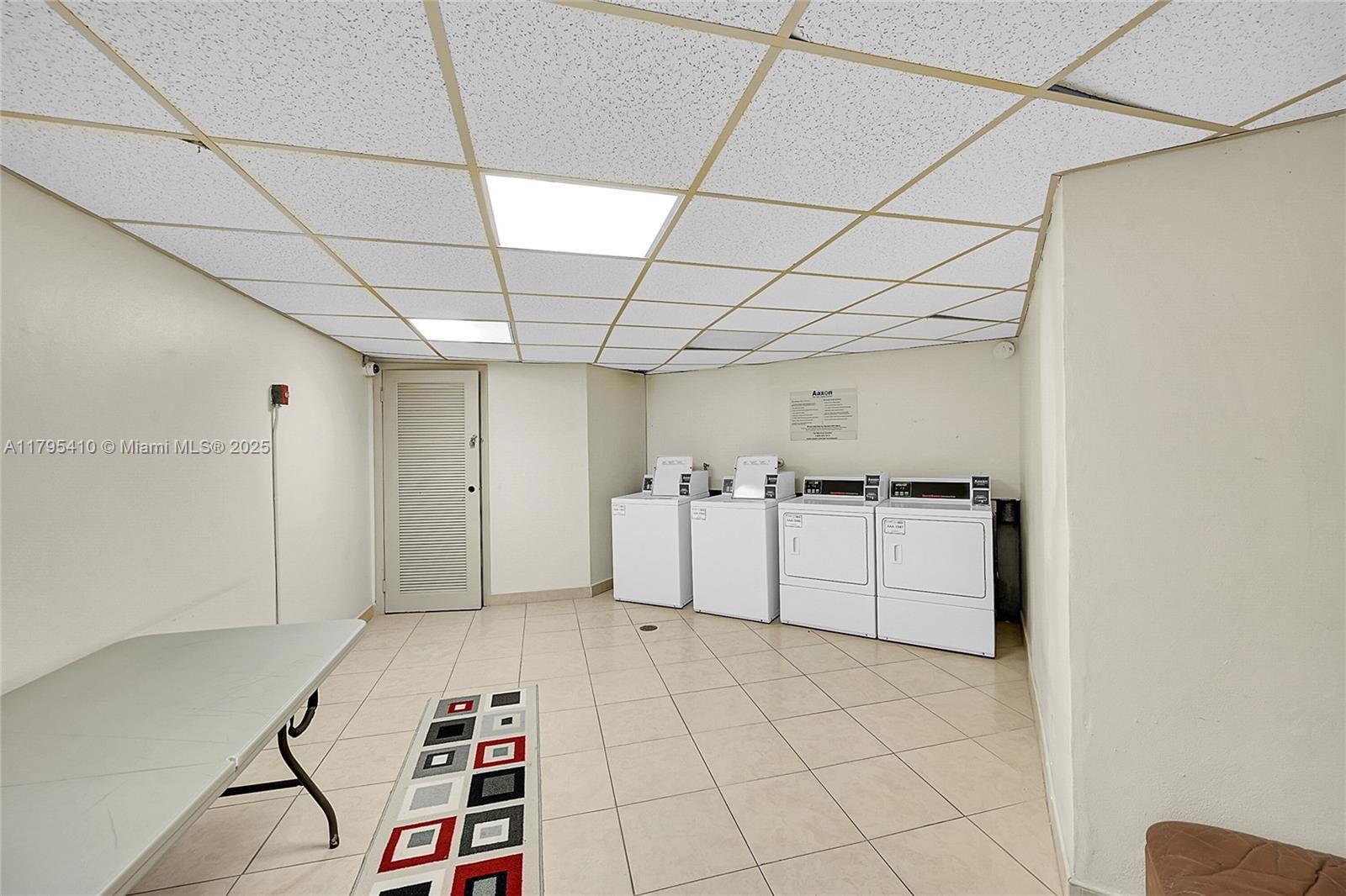 Real estate property located at 6100 Falls Cir Dr #205, Broward, Inverrary Country Club, Lauderhill, FL