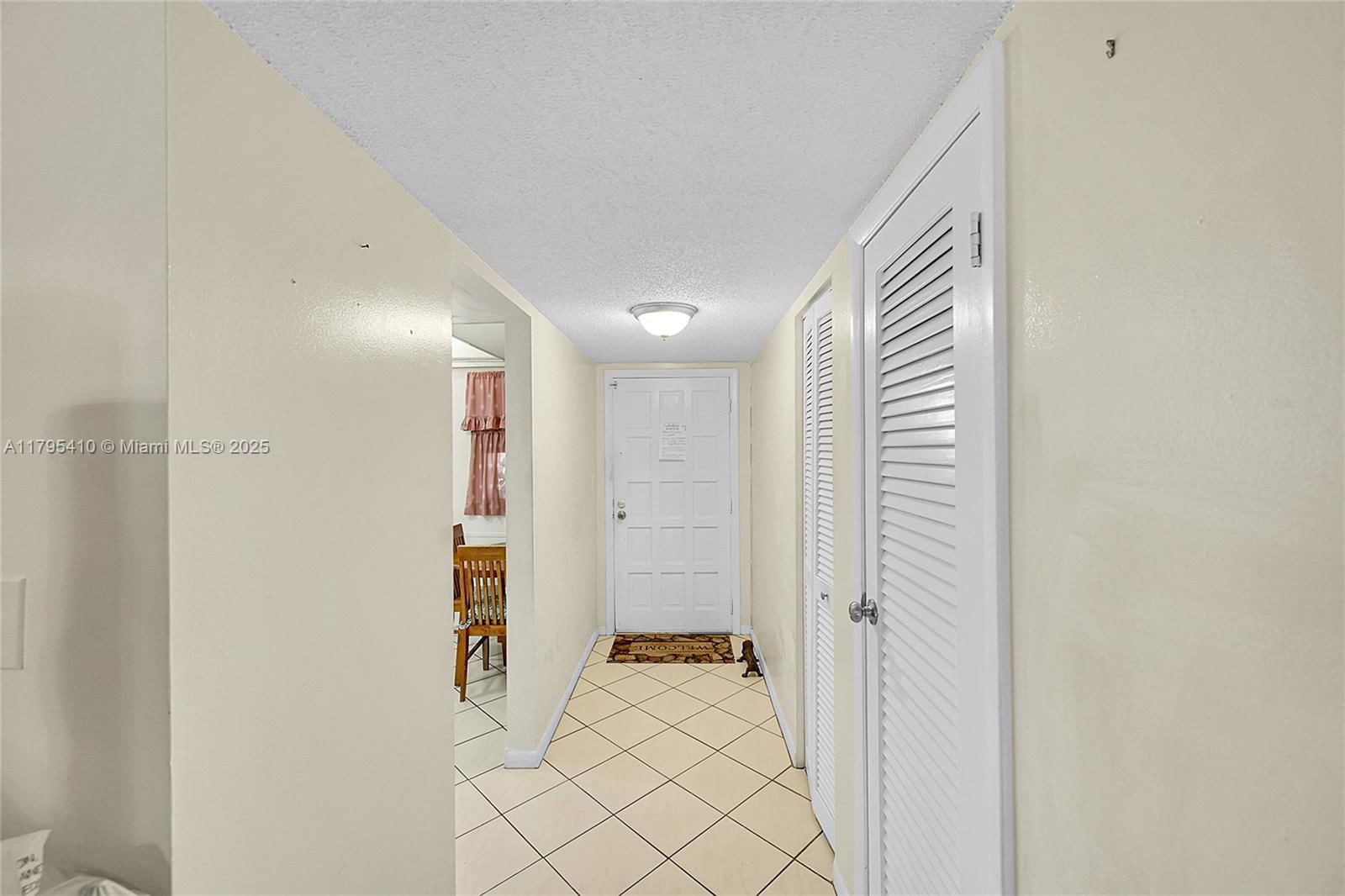 Real estate property located at 6100 Falls Cir Dr #205, Broward, Inverrary Country Club, Lauderhill, FL