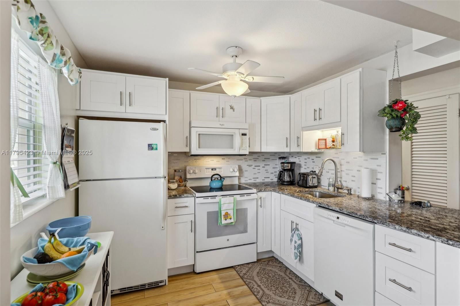 Real estate property located at 2164 1st Way #103, Palm Beach, Village Royale Condo 7, Boynton Beach, FL