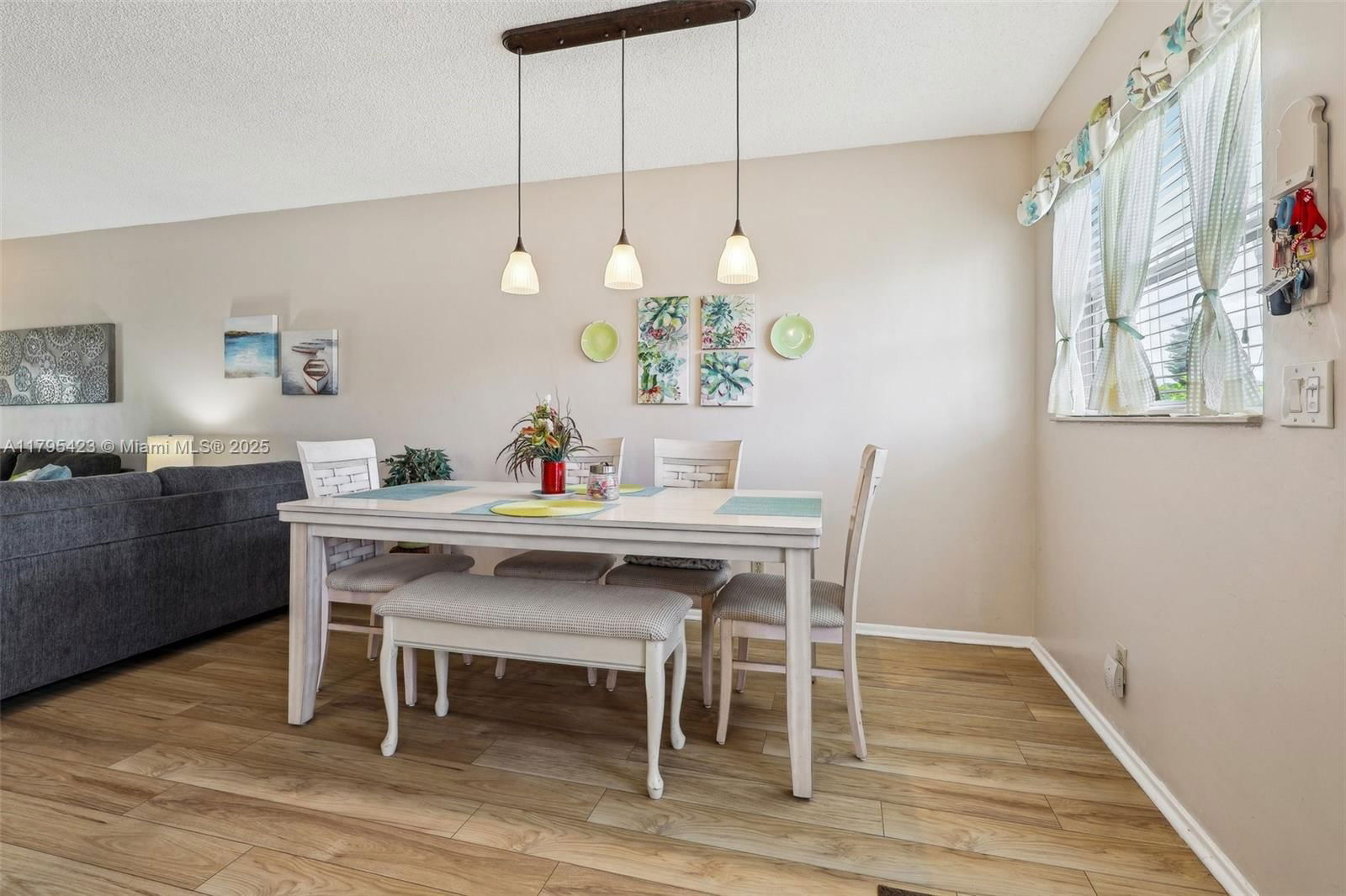 Real estate property located at 2164 1st Way #103, Palm Beach, Village Royale Condo 7, Boynton Beach, FL