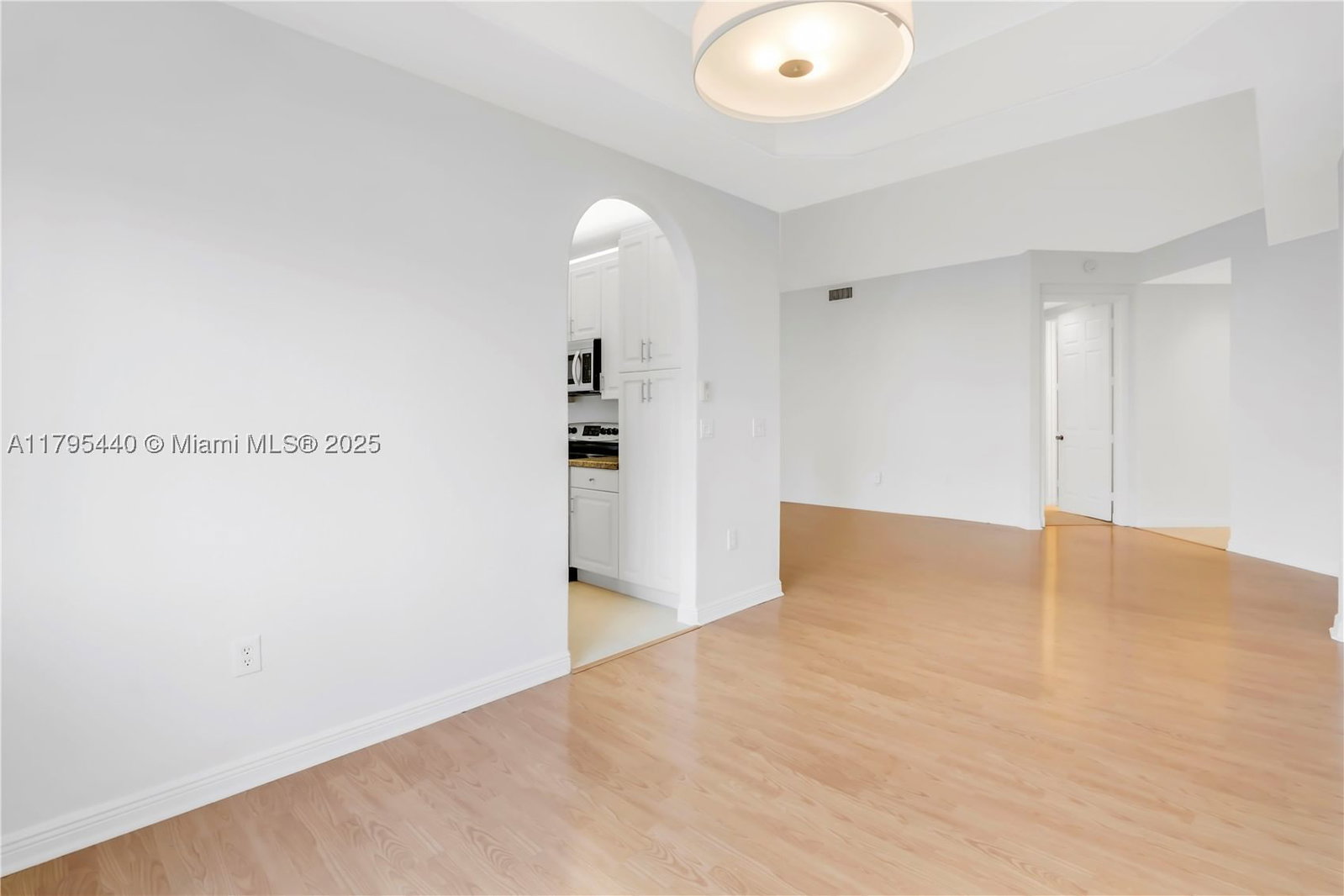 Real estate property located at 7952 Exeter Blvd W #101, Broward, Exeter Condominium, Tamarac, FL