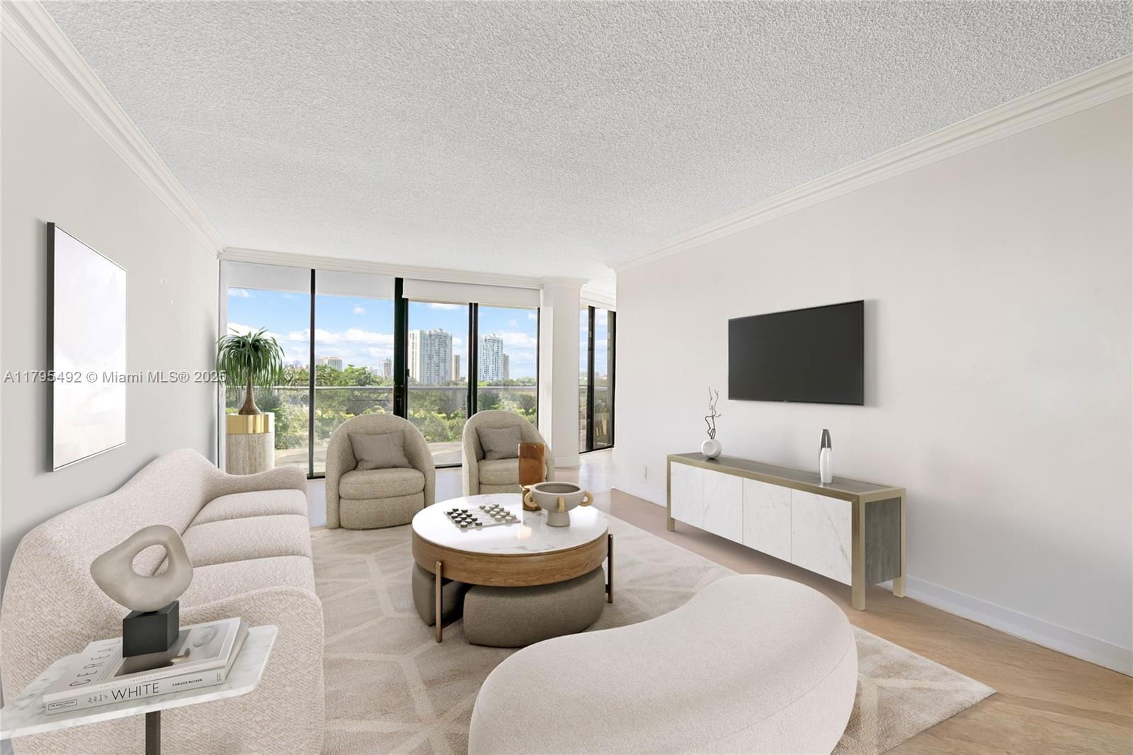 Real estate property located at 20281 Country Club Dr #511, Miami-dade, Hamptons West Condo, Aventura, FL