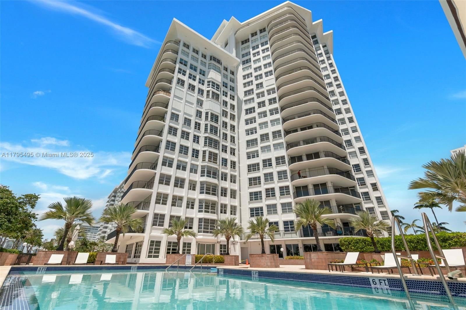 Real estate property located at 5660 Collins Ave #7E, Miami-dade, Fifty Six-sixty Collins A, Miami Beach, FL