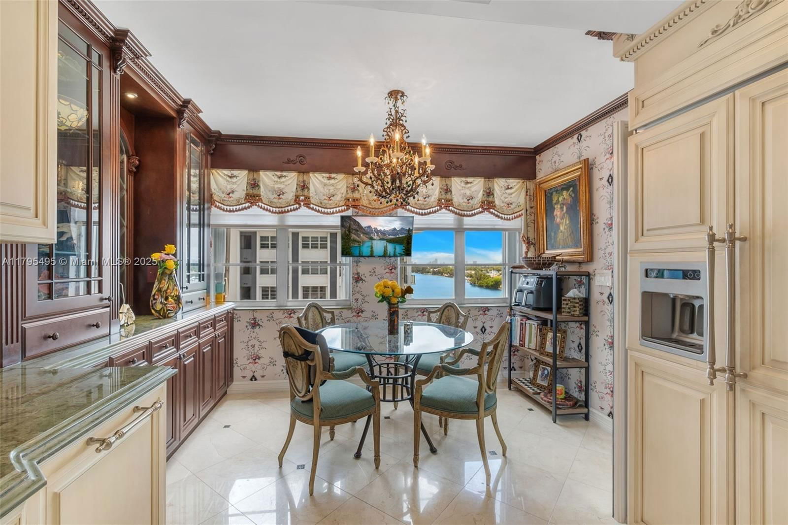 Real estate property located at 5660 Collins Ave #7E, Miami-dade, Fifty Six-sixty Collins A, Miami Beach, FL