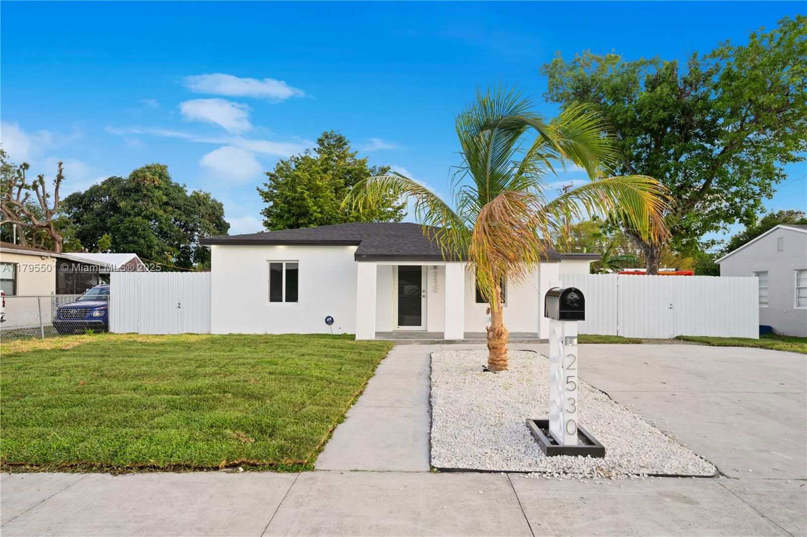 Real estate property located at 2530 155 ST, Miami-dade, Biscayne River Gdns, Miami Gardens, FL