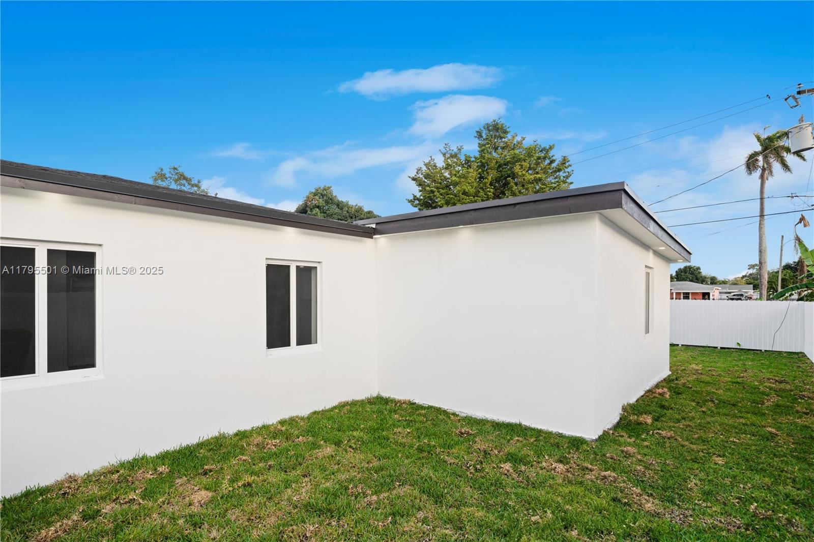 Real estate property located at 2530 155 ST, Miami-dade, Biscayne River Gdns, Miami Gardens, FL