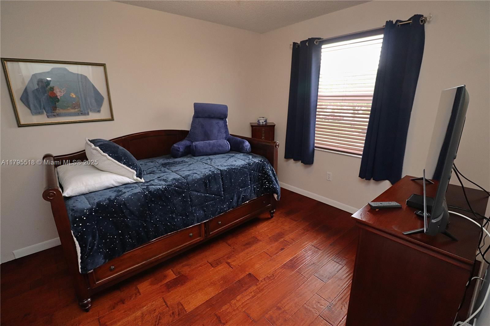 Real estate property located at 1427 154th Ln, Broward, Towngate Park Crossing, Pembroke Pines, FL