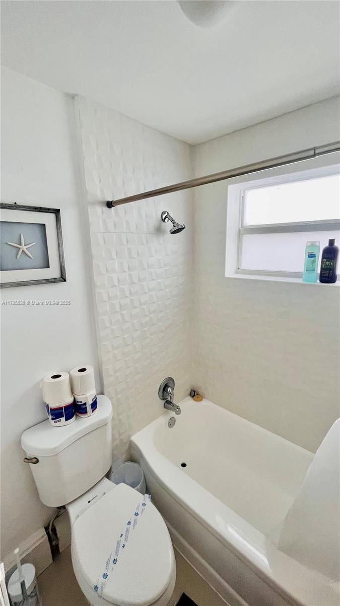 Real estate property located at 7904 Drive #1002, Miami-dade, Bayshore Yacht & Tennis C, North Bay Village, FL