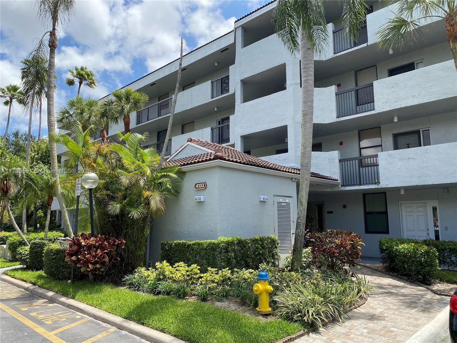 Real estate property located at 4133 Carambola Cir S G203, Broward, Karanda Village Vii-d Con, Coconut Creek, FL