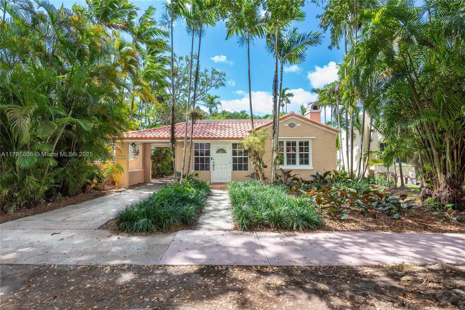 Real estate property located at 1256 Algeria Ave, Miami-dade, Coral Gables Granada Sec, Coral Gables, FL