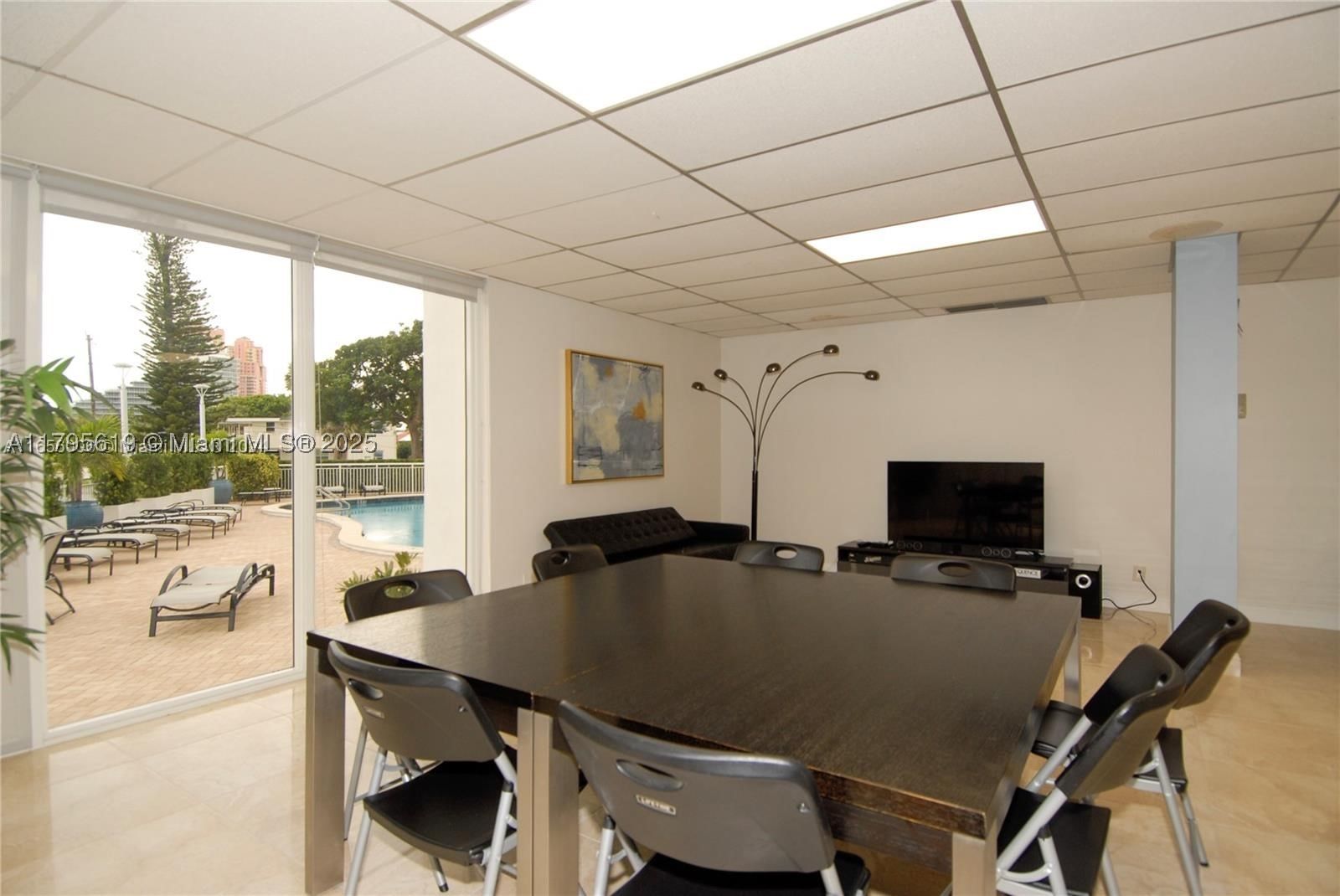 Real estate property located at 2701 Ocean Blvd #15E, Broward, Embassy Tower Inc Condo, Fort Lauderdale, FL