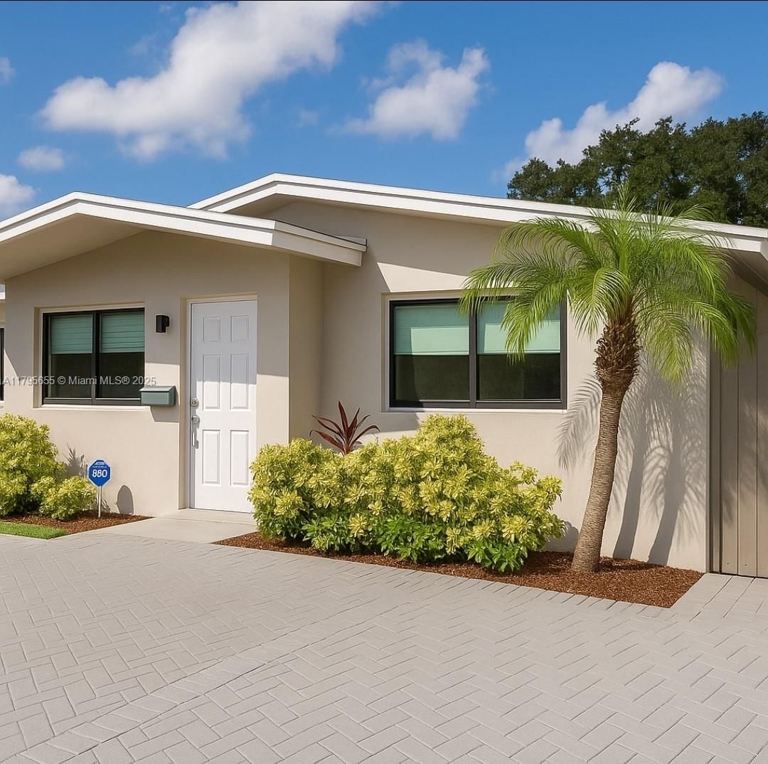 Real estate property located at 2860 32nd Ave, Miami-dade, Avalon Sub, Miami, FL