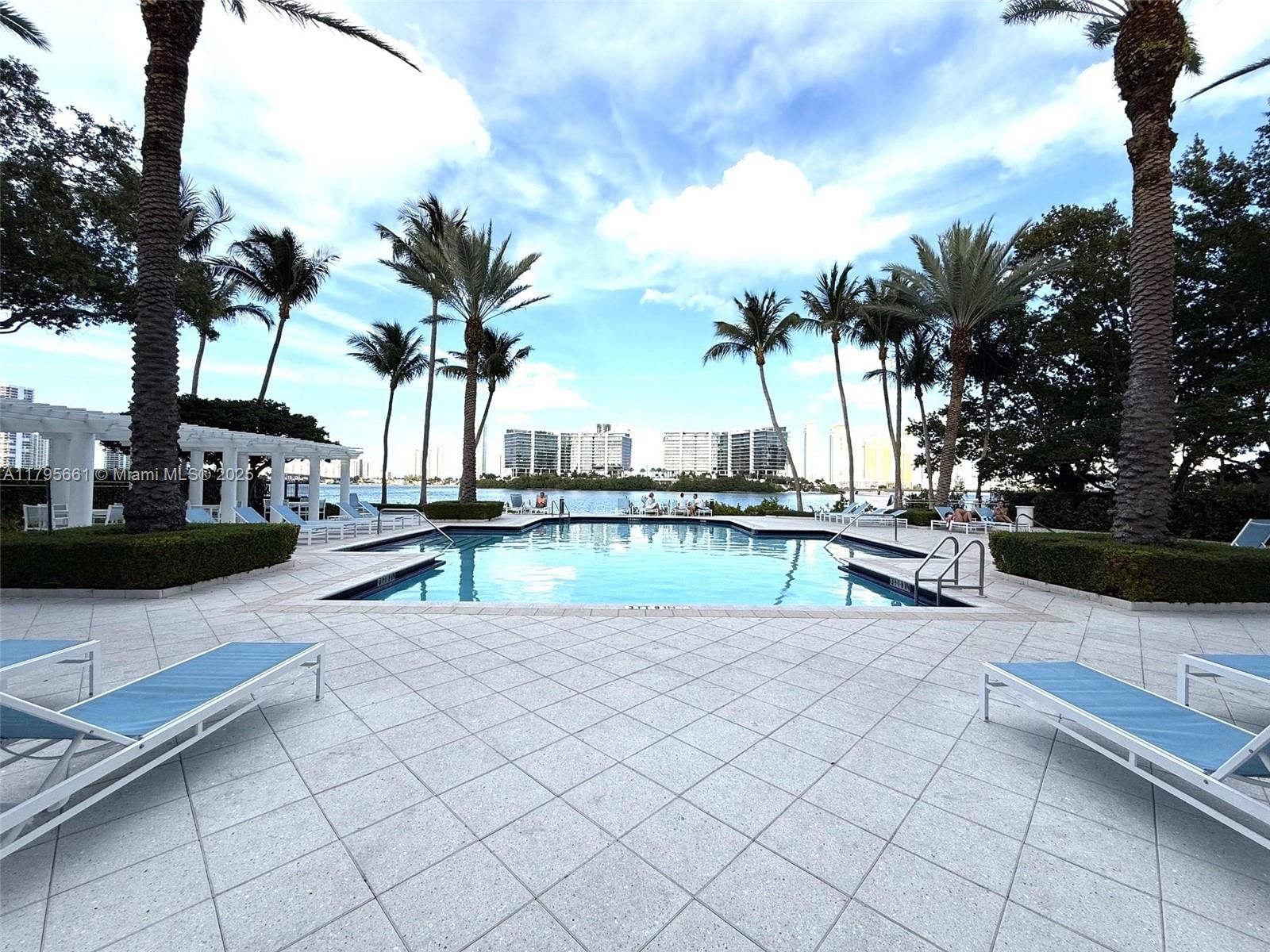 Real estate property located at 3255 184th St #12217, Miami-dade, Village By The Bay Condo, Aventura, FL
