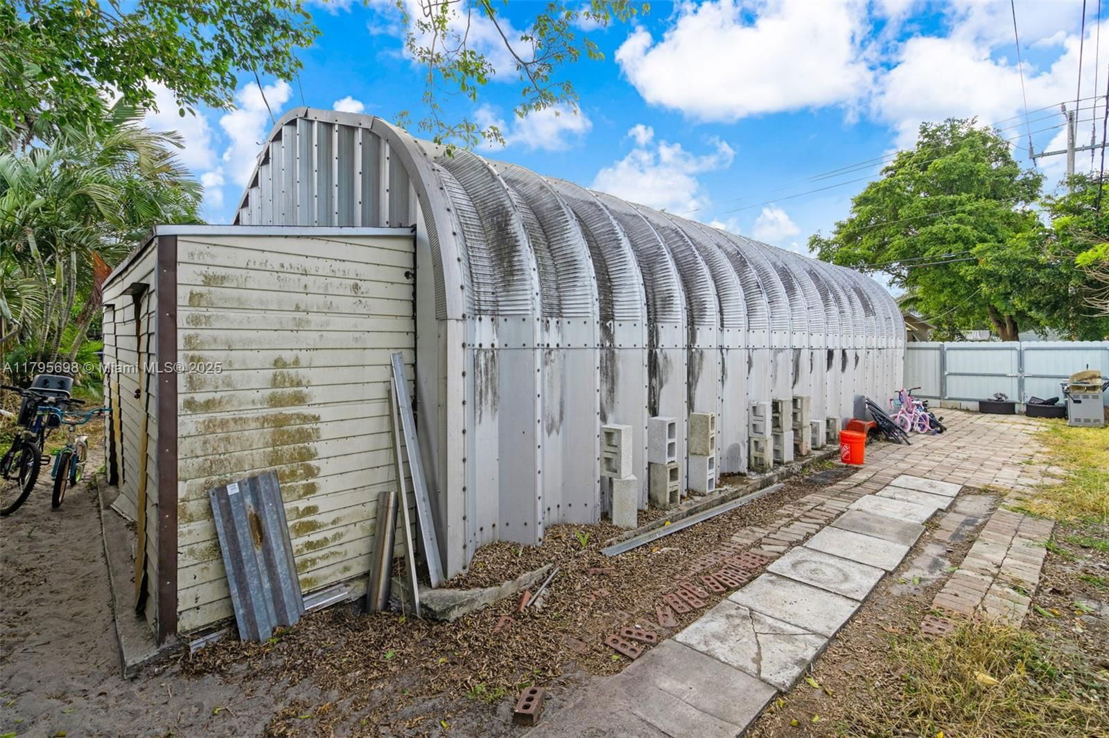Real estate property located at 6645 Raleigh St, Broward, Palm Lane Villa, Hollywood, FL