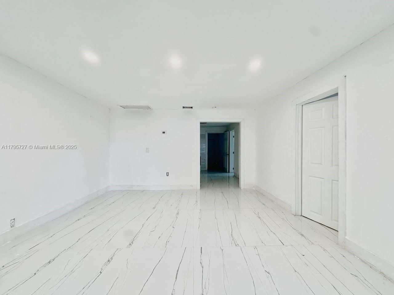 Real estate property located at 2500 91st St, Miami-dade, Oxford Park, Miami, FL