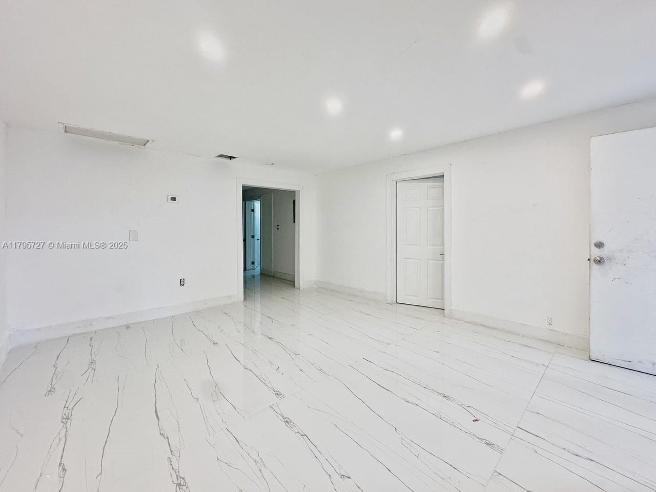 Real estate property located at 2500 91st St, Miami-dade, Oxford Park, Miami, FL