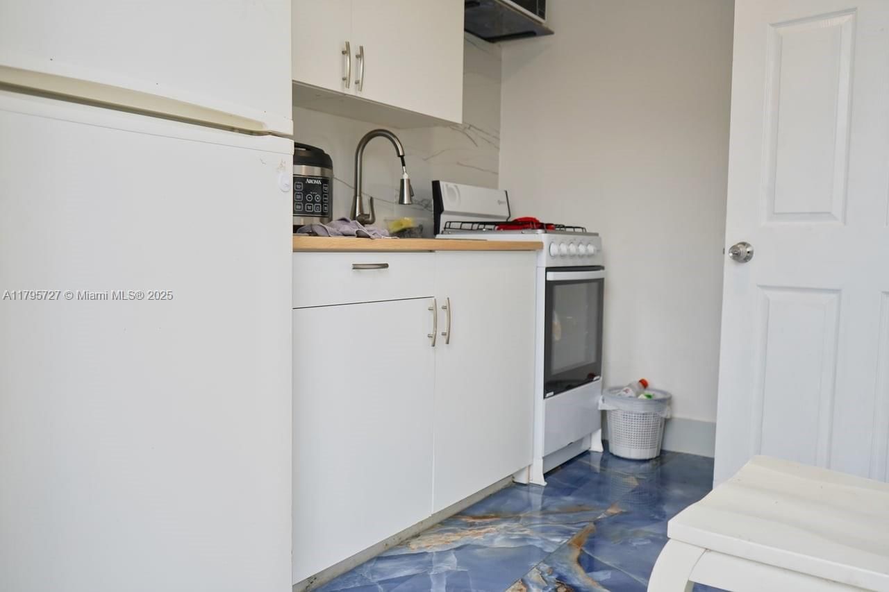 Real estate property located at 2500 91st St, Miami-dade, Oxford Park, Miami, FL
