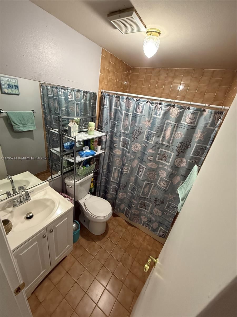 Real estate property located at 2104 53rd St, Miami-dade, Michelle Jardins No 3, Hialeah, FL
