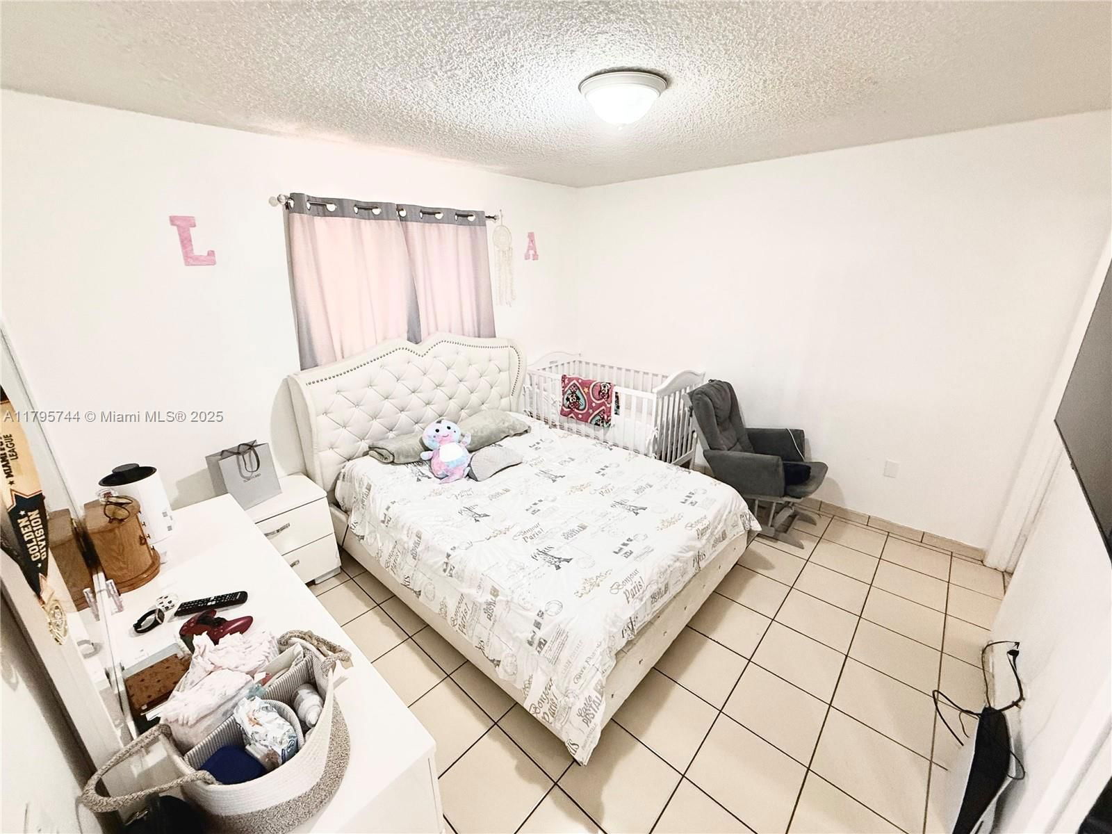 Real estate property located at 2104 53rd St, Miami-dade, Michelle Jardins No 3, Hialeah, FL
