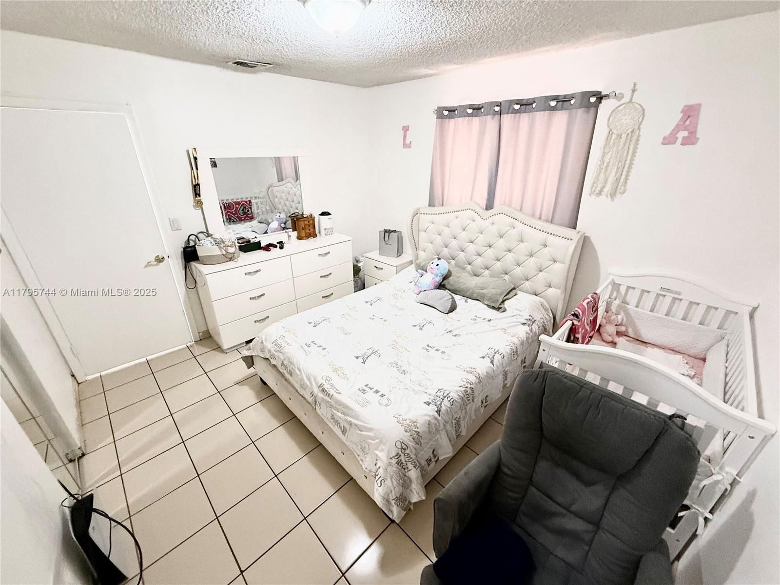 Real estate property located at 2104 53rd St, Miami-dade, Michelle Jardins No 3, Hialeah, FL
