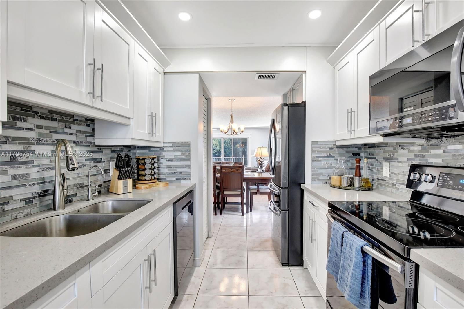 Real estate property located at 900 125th Way #312R, Broward, Buckingham East At Centur, Pembroke Pines, FL