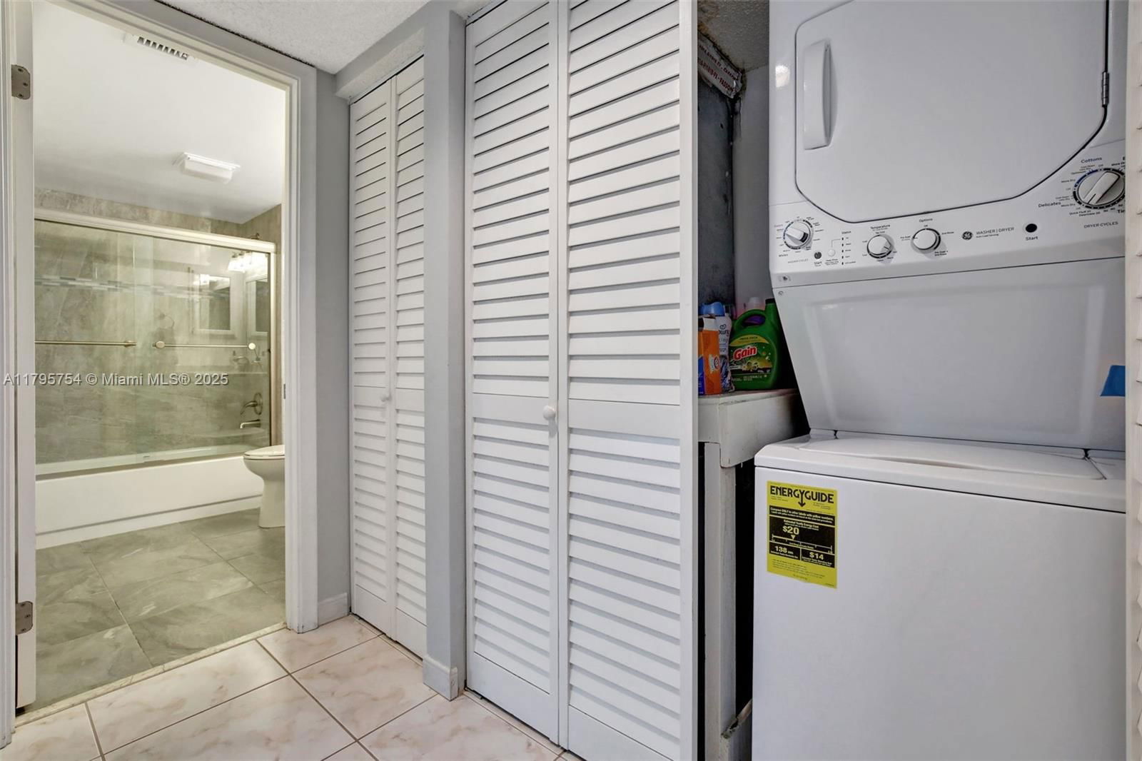 Real estate property located at 900 125th Way #312R, Broward, Buckingham East At Centur, Pembroke Pines, FL